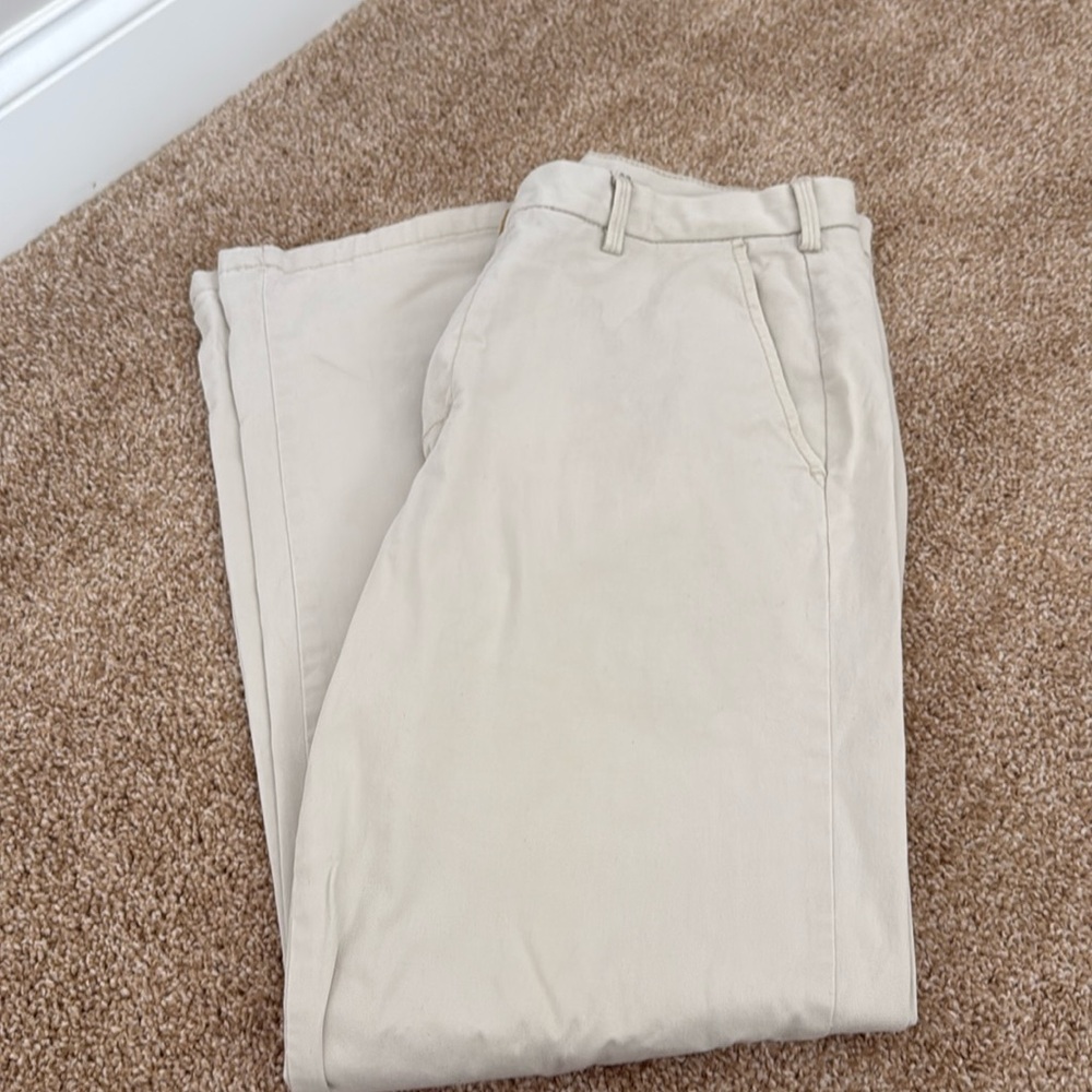 Men’s Izod 32x32 light Dress Pants Stretch Chinos